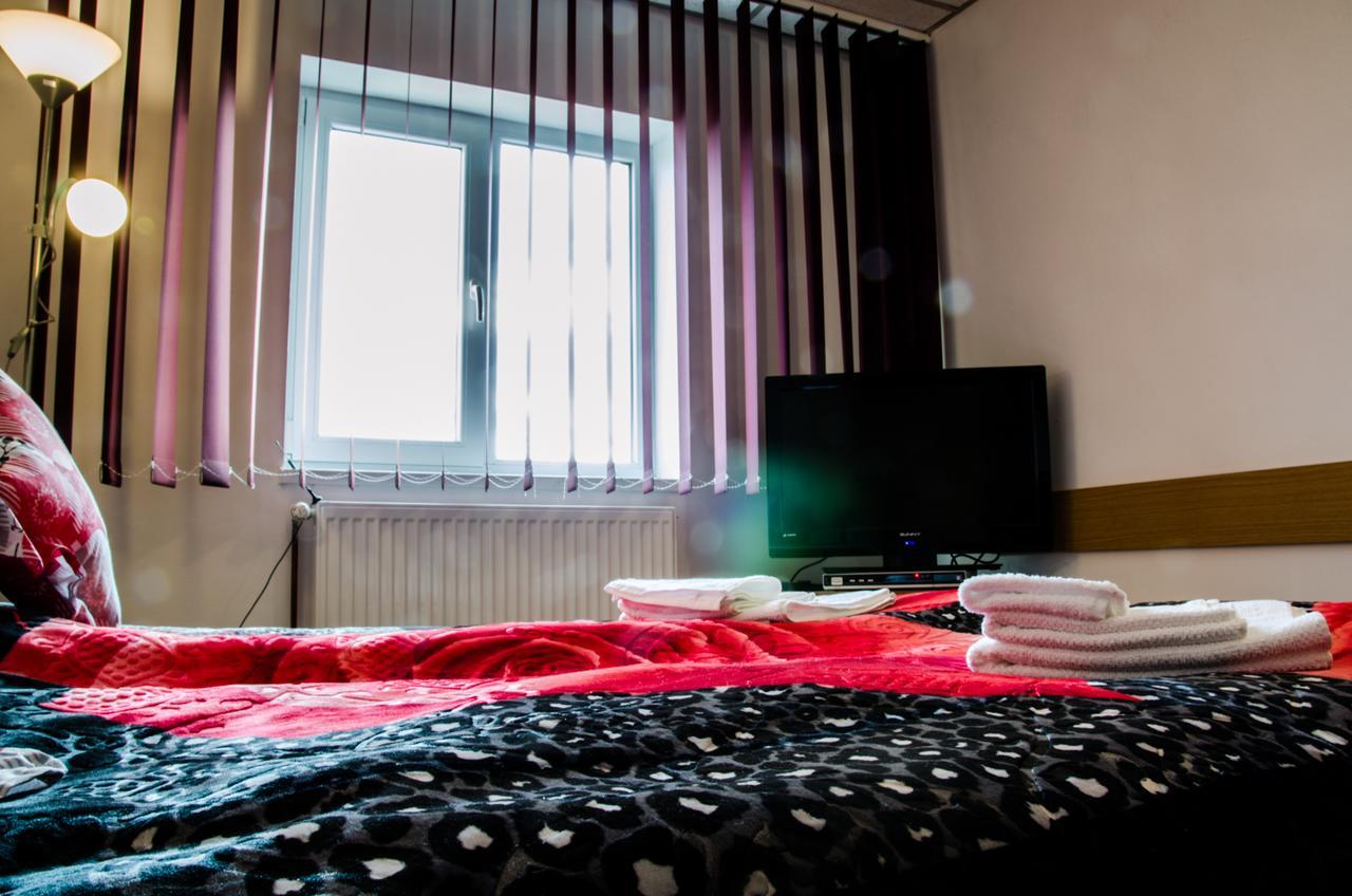 Pensiunea Georgibel Deva Exteriér fotografie