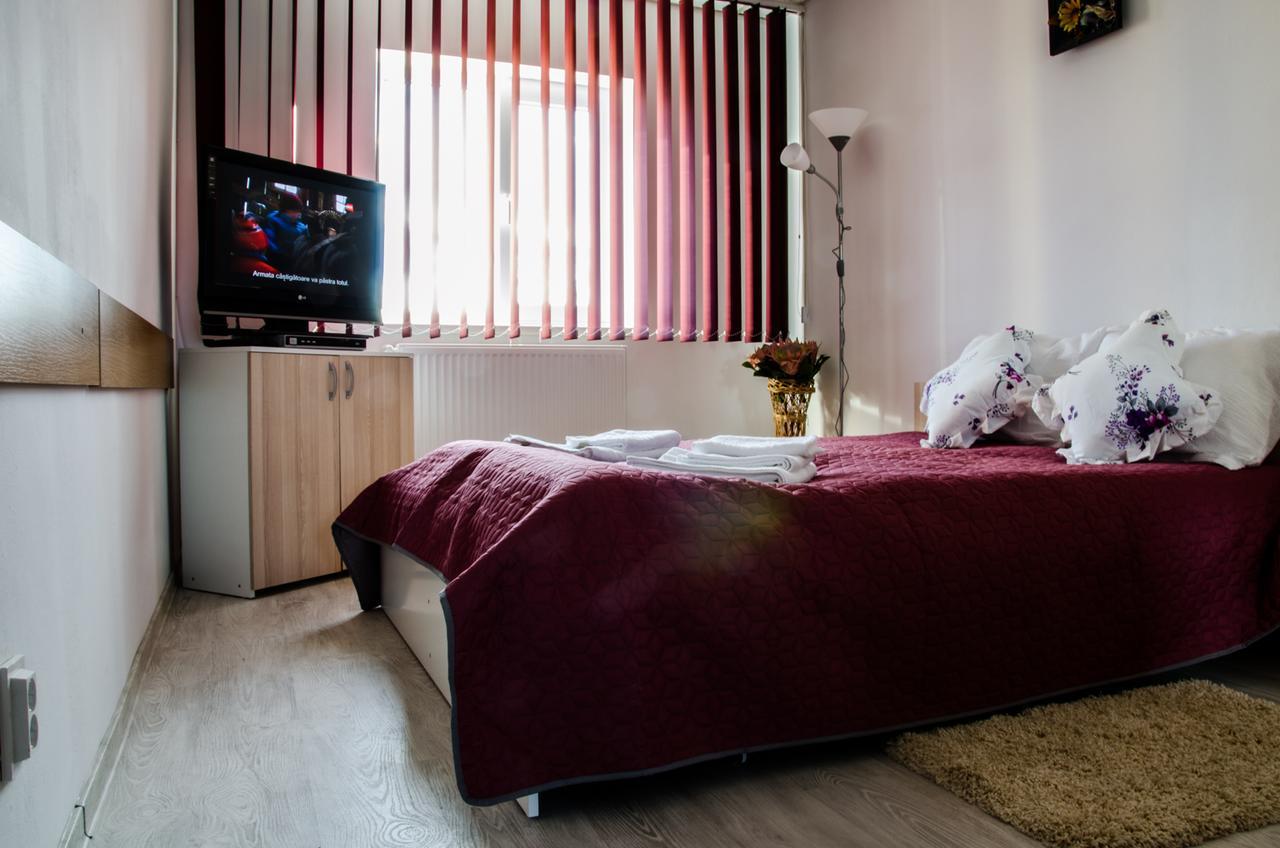 Pensiunea Georgibel Deva Exteriér fotografie