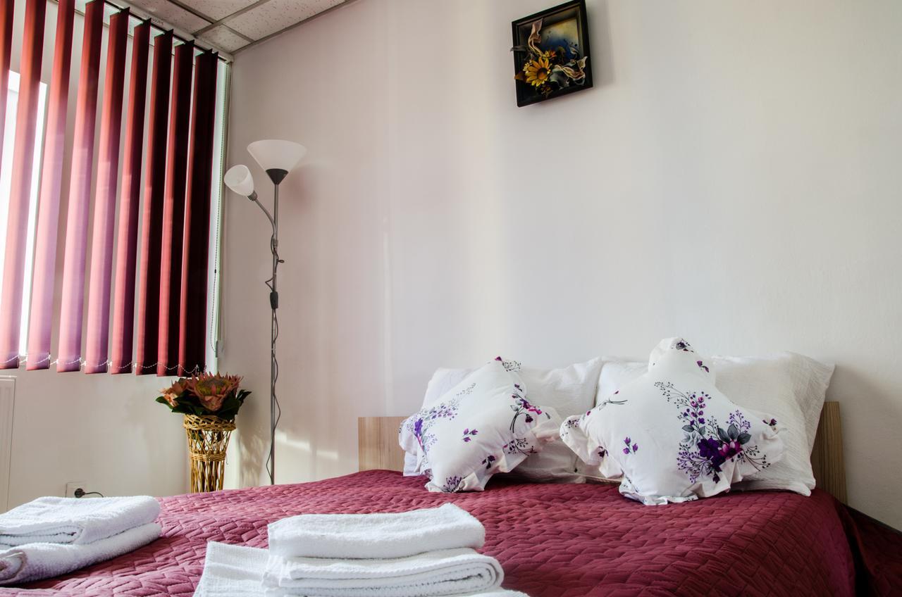 Pensiunea Georgibel Deva Exteriér fotografie
