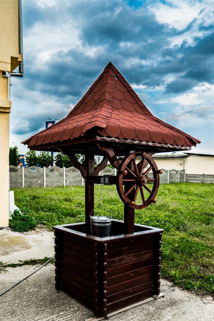 Pensiunea Georgibel Deva Exteriér fotografie